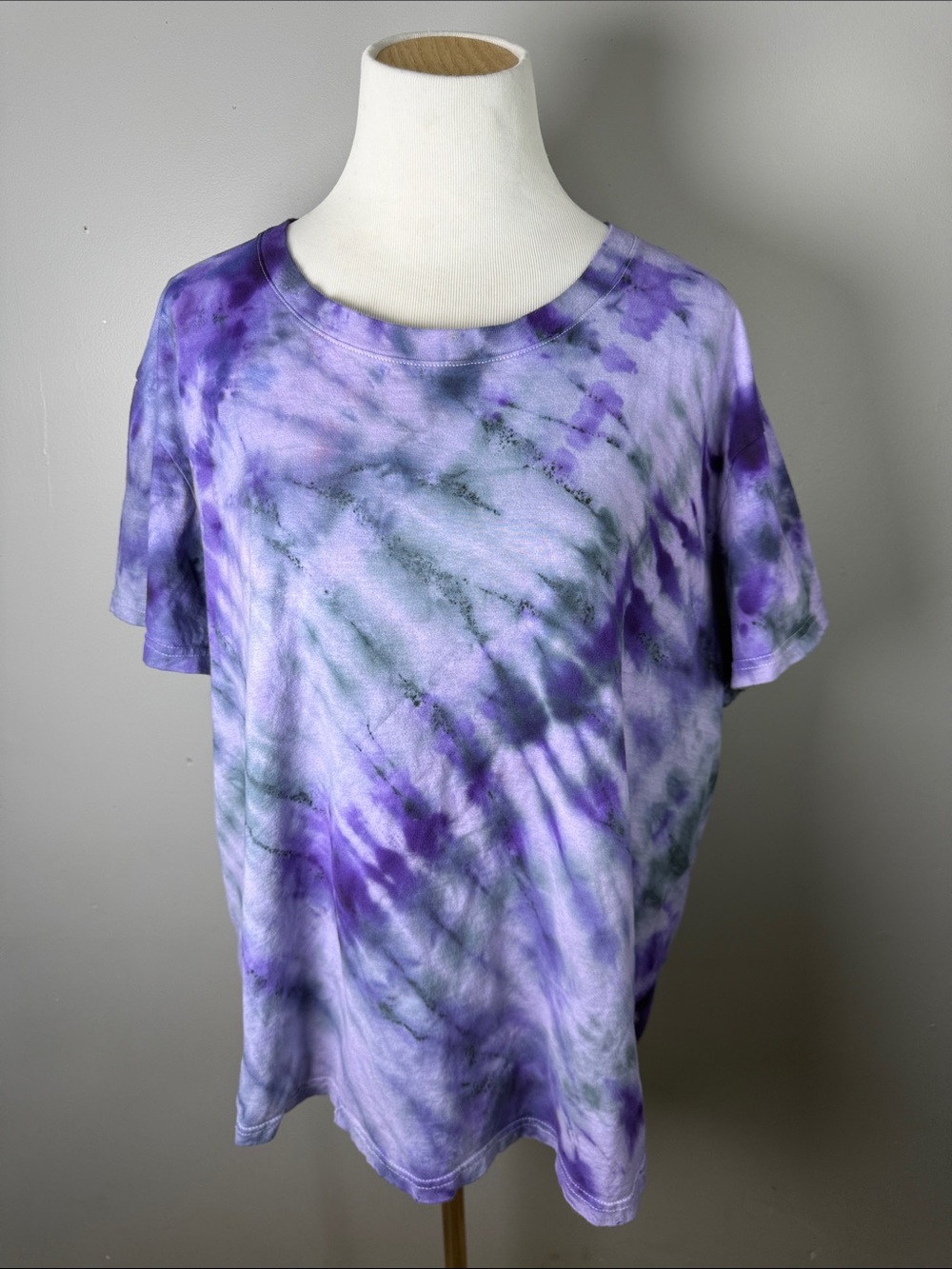Purple Tie-Dye Short Sleeve Women's Tee
